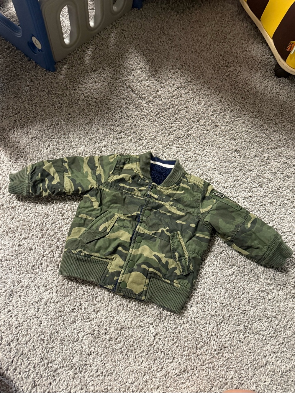 Kids' Reversible Camouflage/ Sherpa Puffer Jacket - Green & Blue